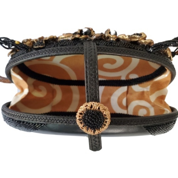 Mary Frances Vintage WildFlowers Hand-Beaded Bag - Picture 3 of 8